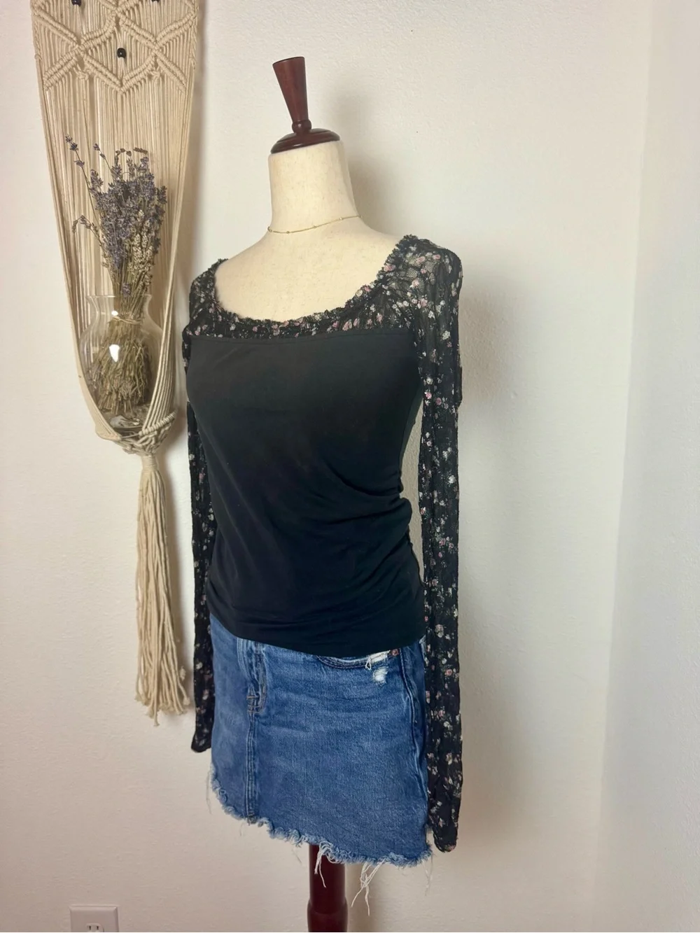 Free People black fitted